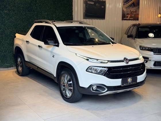 FIAT TORO 2.0 16V TURBO DIESEL VOLCANO 4WD AT9